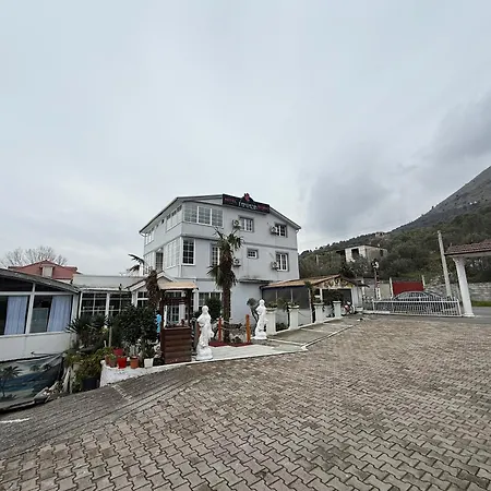 Hotel Fantazia