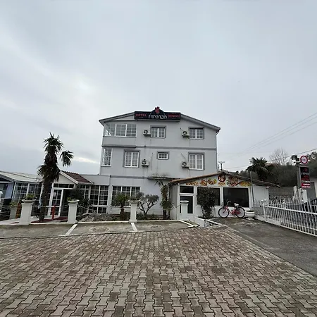 Hotel Fantazia 4*
